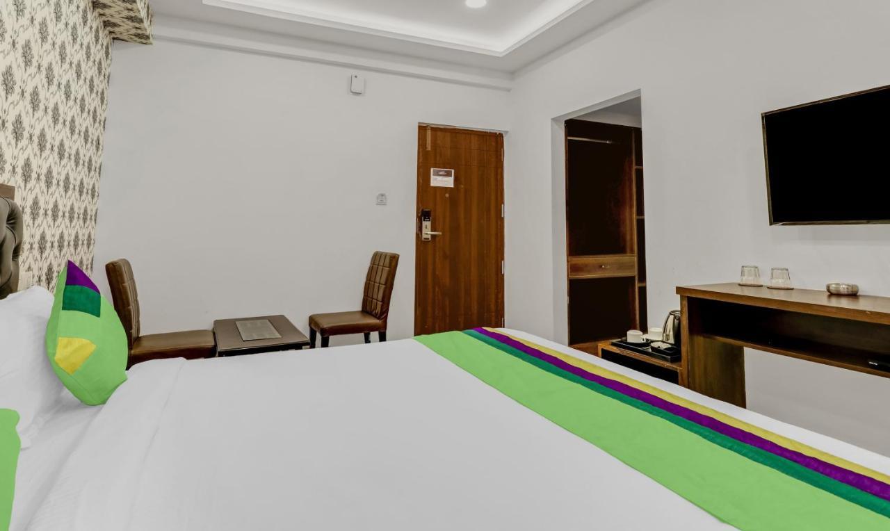 Hotel Treebo Three Drops à Bangalore Extérieur photo