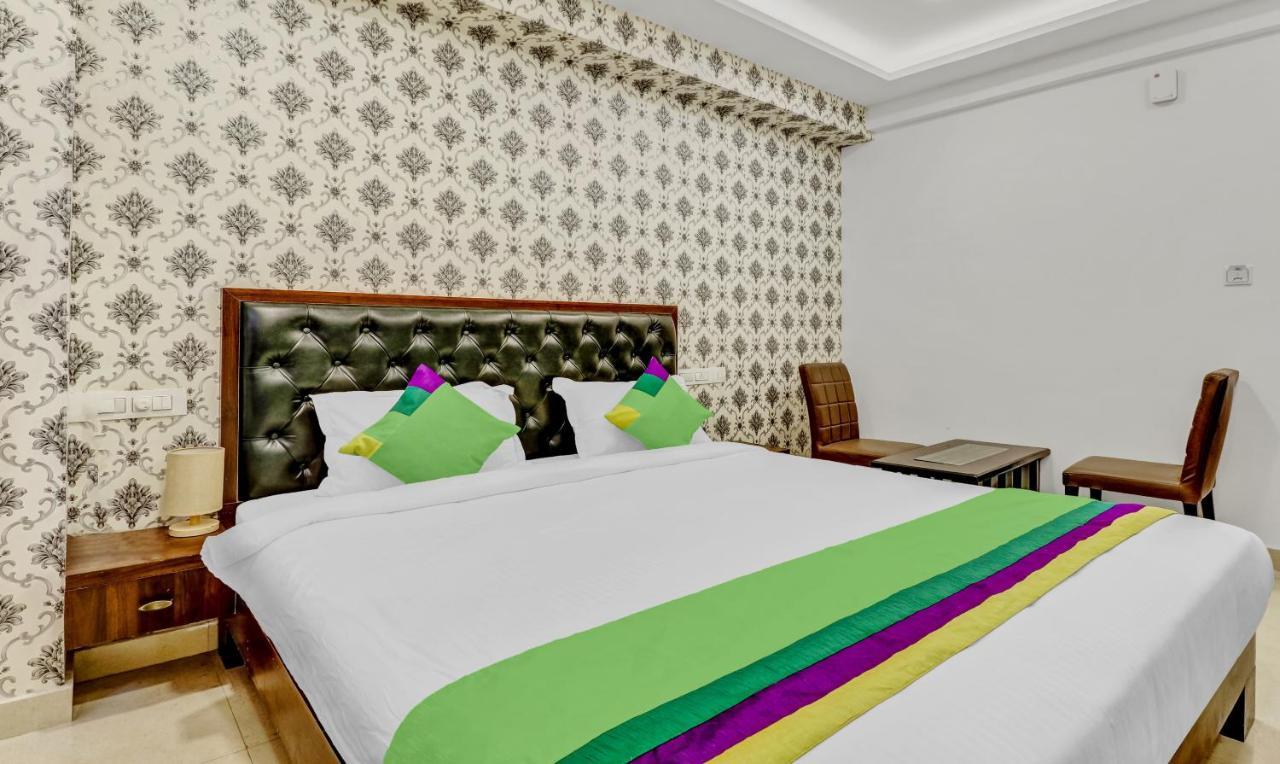 Hotel Treebo Three Drops à Bangalore Extérieur photo